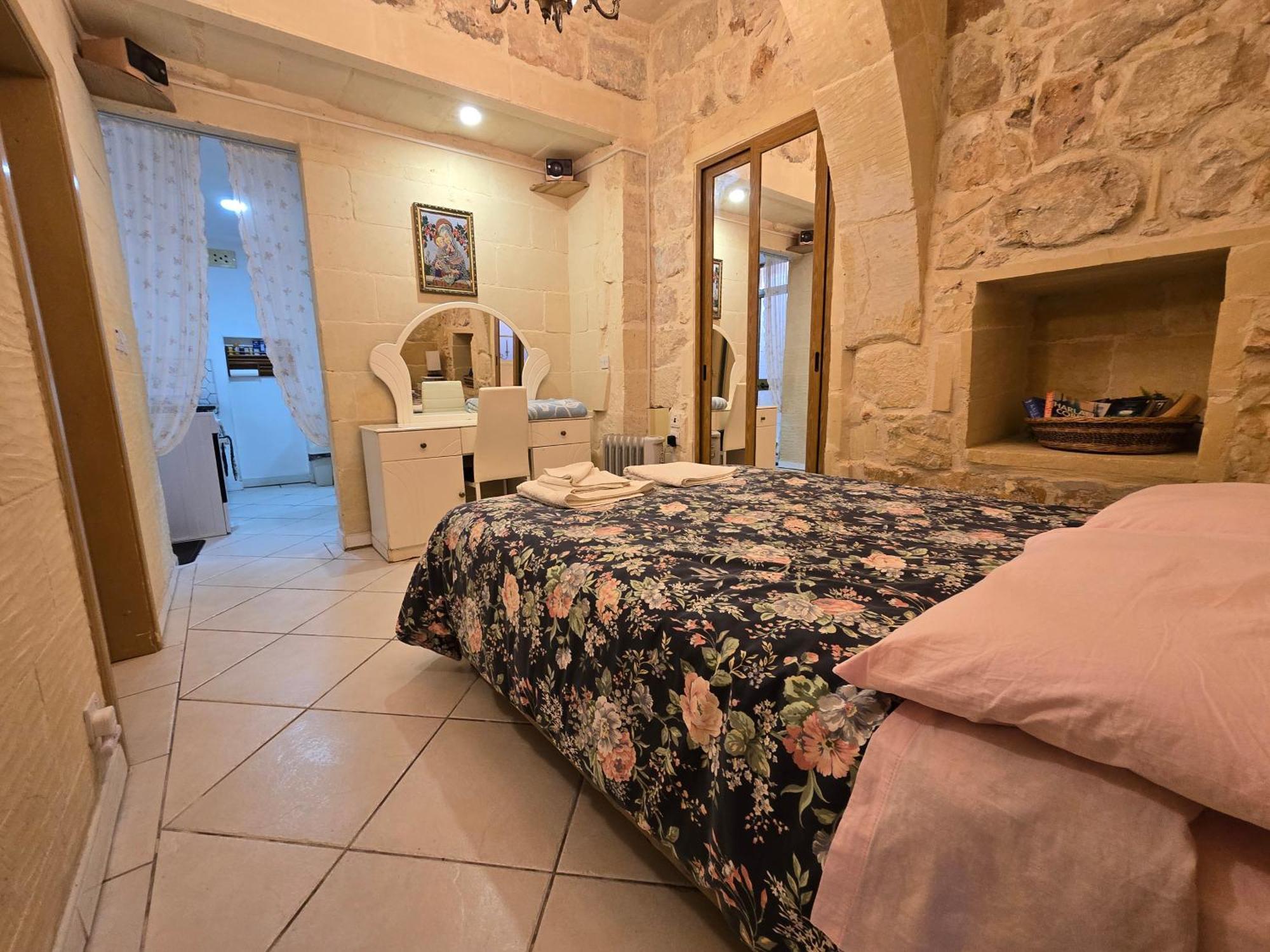 Charming Rustic Getaway In Xaghra, Gozo. Apartment Exterior photo