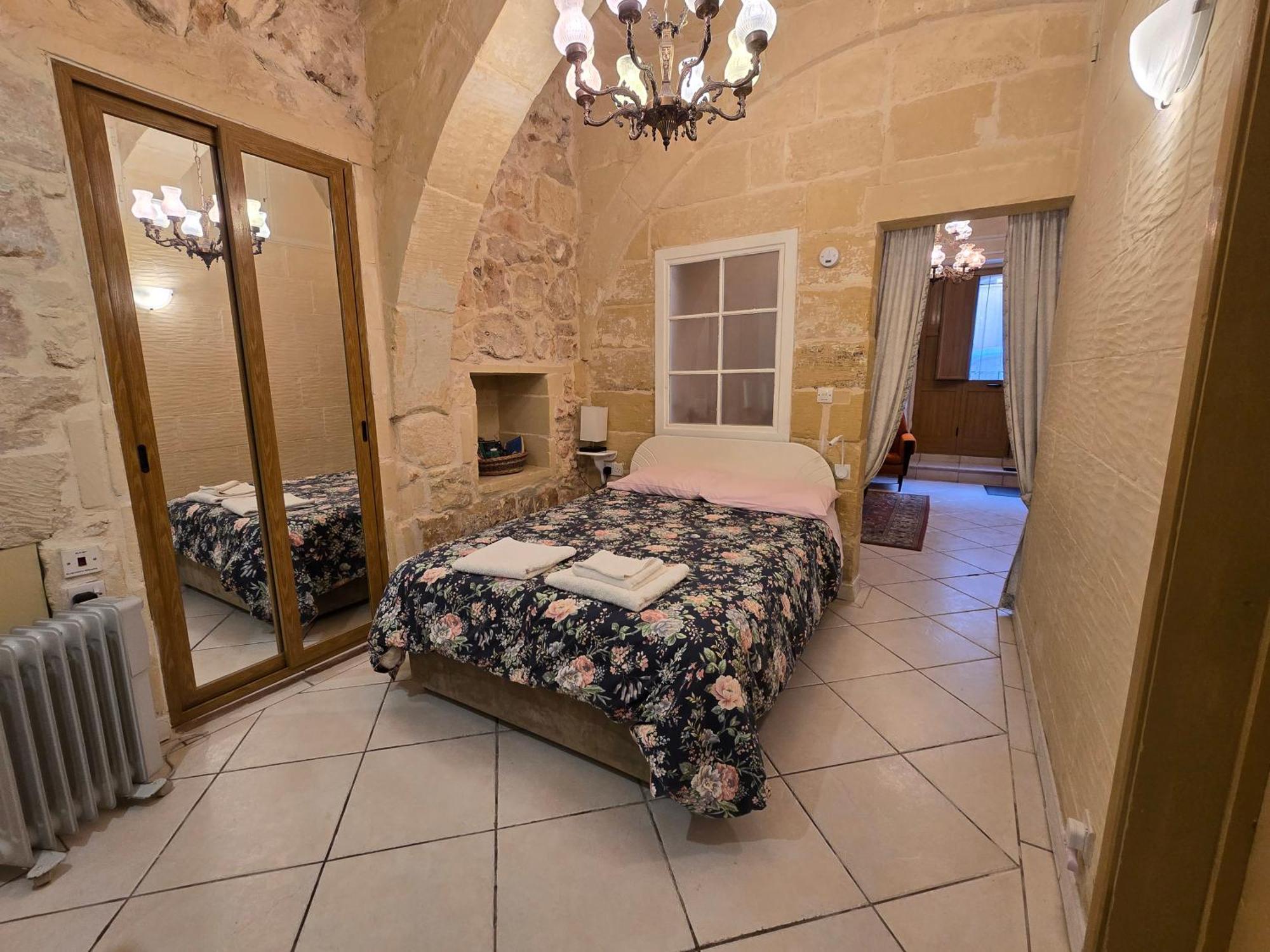 Charming Rustic Getaway In Xaghra, Gozo. Apartment Exterior photo